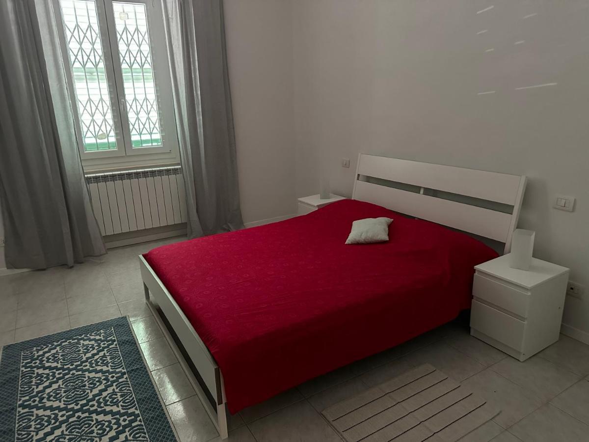 Casa Susanna - Delizioso Piano Terra, Centralissimo, Superservito, Tranquillo, Appena Fuori Ztl Parcheggio Libero Терни Экстерьер фото