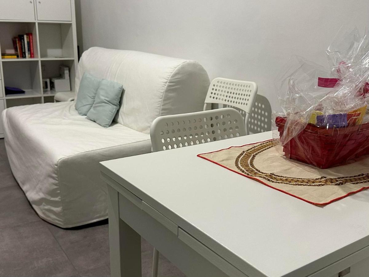 Casa Susanna - Delizioso Piano Terra, Centralissimo, Superservito, Tranquillo, Appena Fuori Ztl Parcheggio Libero Терни Экстерьер фото