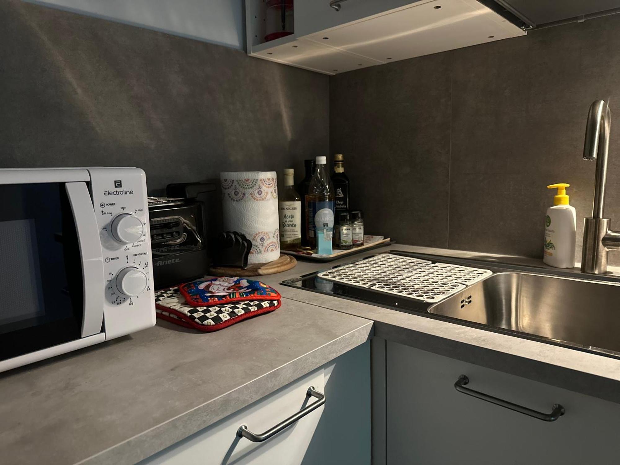 Casa Susanna - Delizioso Piano Terra, Centralissimo, Superservito, Tranquillo, Appena Fuori Ztl Parcheggio Libero Терни Экстерьер фото